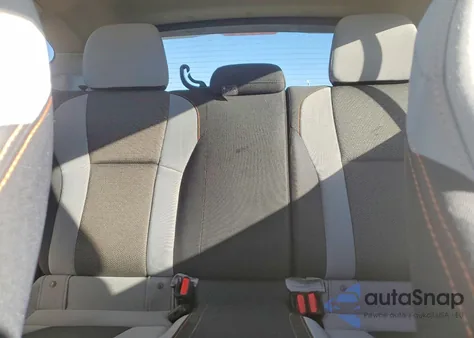 2018 Subaru Crosstrek Premium z USA, uszkodzony, nr VIN JF2GTADCXJ8291577